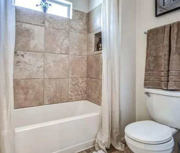 Larkspur - Lovely & Entertaining Hot Tub With Pool, Living! *